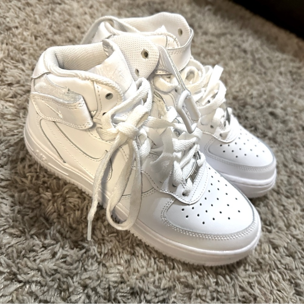 Nike Air Force 1 Mid